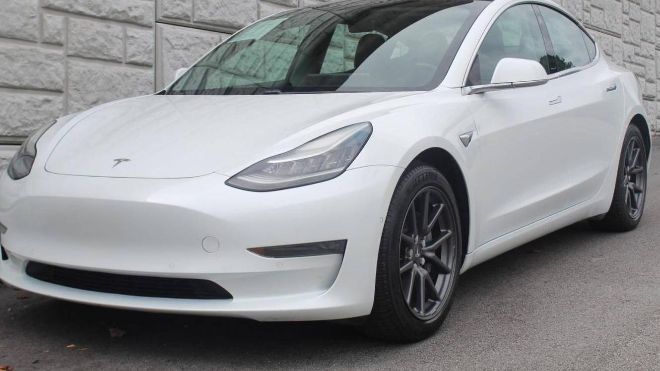 TESLA MODEL 3 2018 5YJ3E1EA6JF123181 image